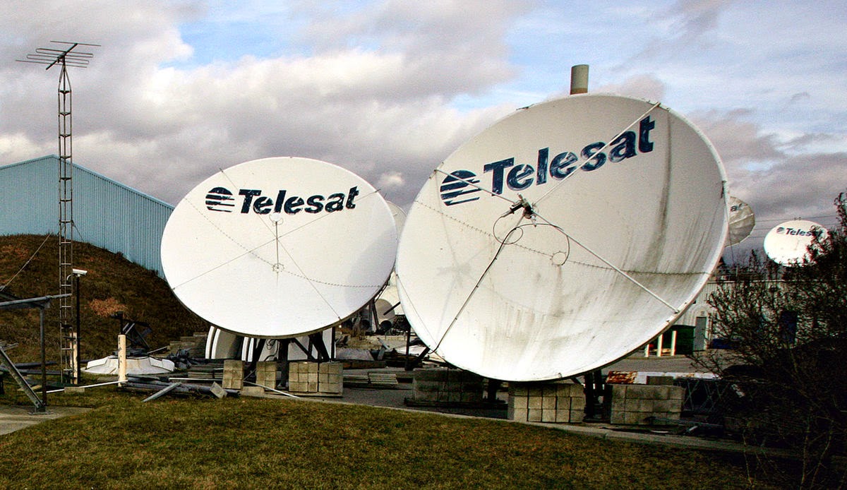 Elon and Jeff are brilliant ! Surely THEY can solve our broadband issues.
