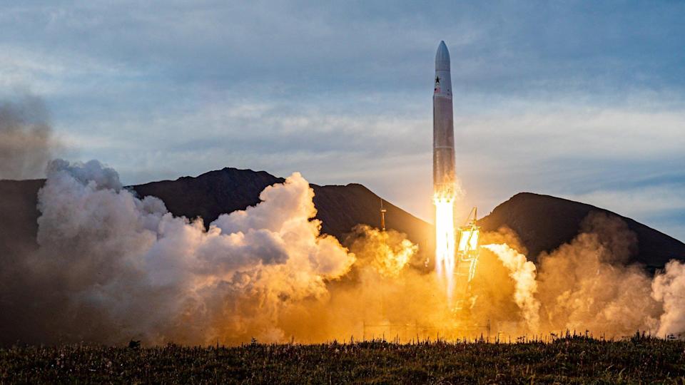 Deep Dive Launch & Satellites